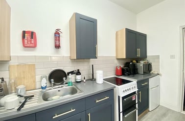 Sherwin Road, Lenton, Nottingham - Image 2